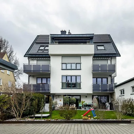 Fink - Vogelhaus フリードリヒスハーフェン