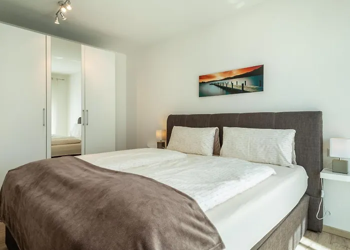 Fink - Vogelhaus 아파트